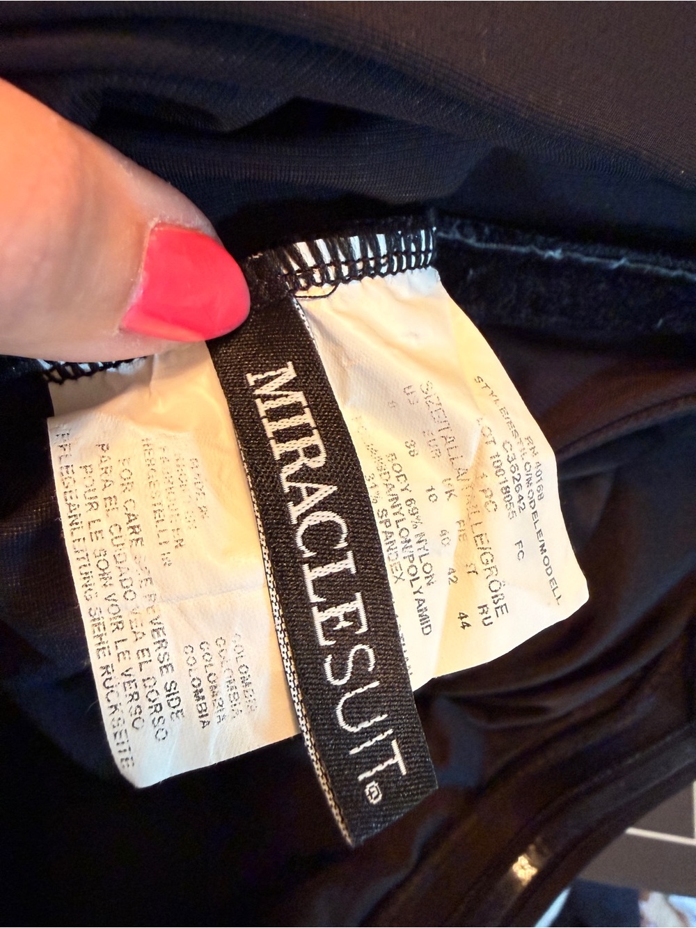 Miraclesuit Avanti one piece - Picture 6 of 7